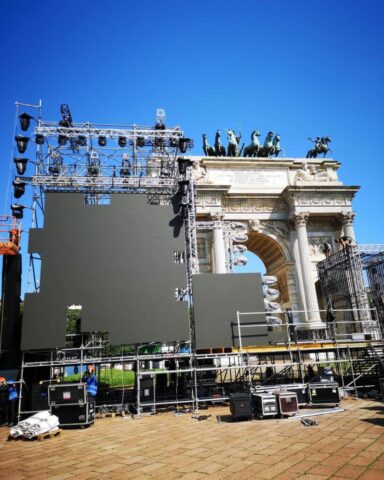 Radio Deejay - Arco della Pace - Milano 447905299 459301990024255 6676480879103517658 n